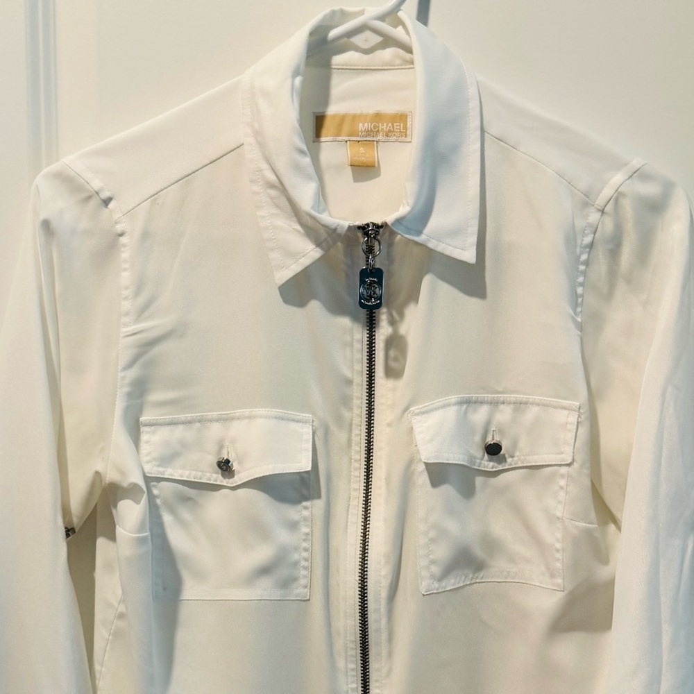 MICHAEL Michael Kors Zip Front Roll Tab Utility Blouse White Size Small - Picture 6 of 12